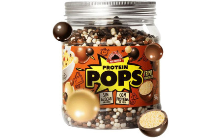 max-protein-protein-pops-triple-chocolate